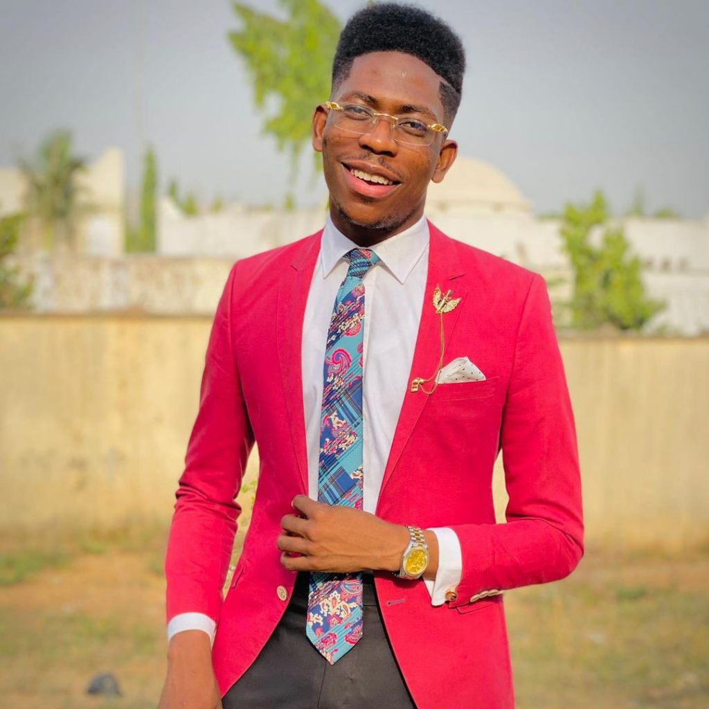Moses Bliss on Pink Suit